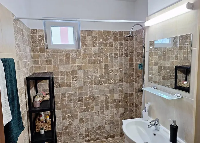 Tokyo * בוקרשט